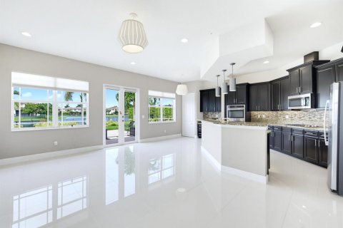 Villa ou maison à vendre à Parkland, Floride: 4 chambres, 230.03 m2 № 2370126 - photo 11