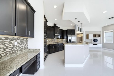 Villa ou maison à vendre à Parkland, Floride: 4 chambres, 230.03 m2 № 2370126 - photo 12