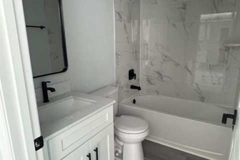 Casa en alquiler en Port Charlotte, Florida, 3 dormitorios, 117.99 m2 № 1648515 - foto 12