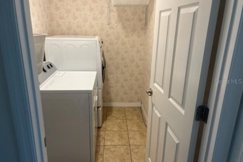 Casa en alquiler en Windermere, Florida, 4 dormitorios, 198.72 m2 № 1833470 - foto 7
