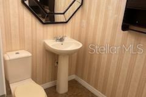 Casa en alquiler en Windermere, Florida, 4 dormitorios, 198.72 m2 № 1833470 - foto 9