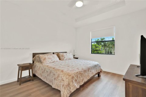 Townhouse in Miami, Florida 3 bedrooms, 141.21 sq.m. № 1806474 - photo 23
