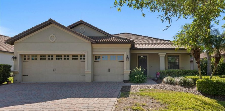 House in Davenport, Florida 4 bedrooms, 221.2 sq.m. № 1837076