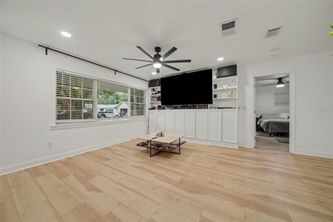 Villa ou maison à vendre à Winter Park, Floride: 4 chambres, 164.81 m2 № 2302598 - photo 5