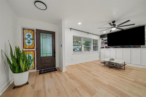 Villa ou maison à vendre à Winter Park, Floride: 4 chambres, 164.81 m2 № 2302598 - photo 3