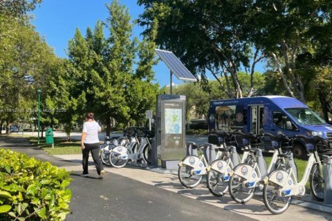 Copropriété à vendre à Aventura, Floride: 2 chambres, 100.61 m2 № 1968749 - photo 13