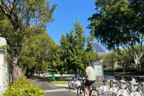 Copropriété à vendre à Aventura, Floride: 2 chambres, 100.61 m2 № 1968749 - photo 15