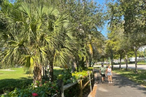 Copropriété à vendre à Aventura, Floride: 2 chambres, 100.61 m2 № 1968749 - photo 10