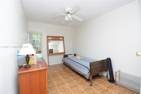 Townhouse in Miami, Florida 3 bedrooms, 140.28 sq.m. № 1828762 - photo 22