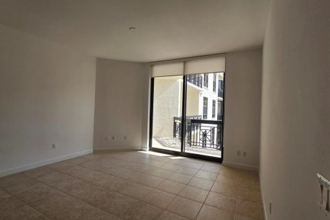 Condo in West Palm Beach, Florida, 2 bedrooms  № 930168 - photo 1