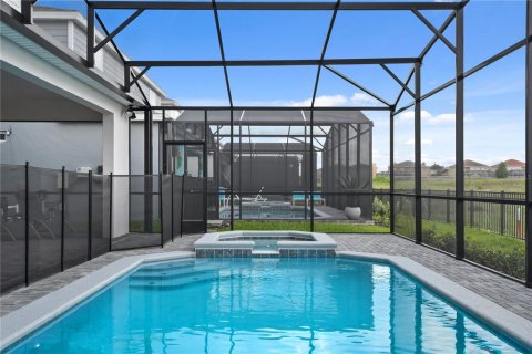 House in Davenport, Florida 9 bedrooms, 408.68 sq.m. № 1775651 - photo 6
