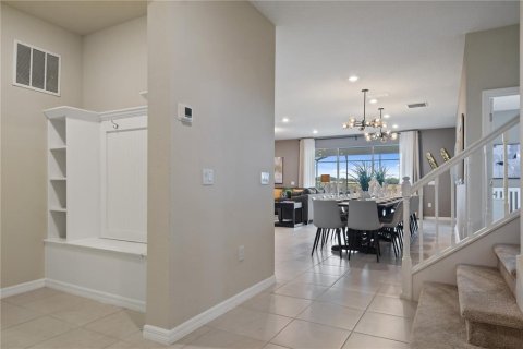 House in Davenport, Florida 9 bedrooms, 408.68 sq.m. № 1775651 - photo 10