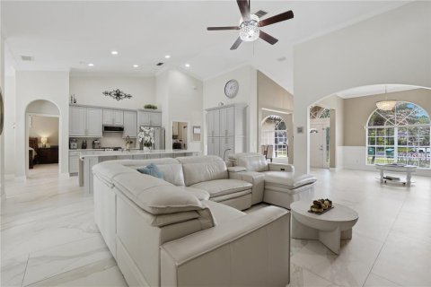 Villa ou maison à vendre à Winter Springs, Floride: 4 chambres, 221.2 m2 № 2201395 - photo 9