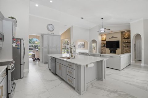 Villa ou maison à vendre à Winter Springs, Floride: 4 chambres, 221.2 m2 № 2201395 - photo 3