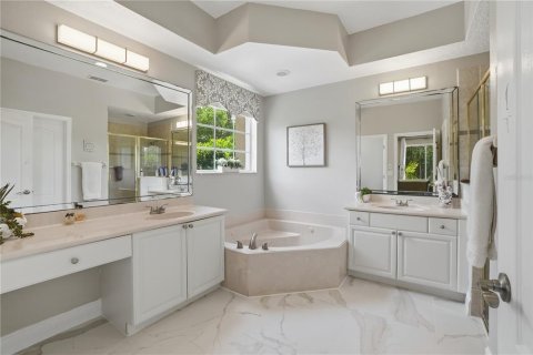 Villa ou maison à vendre à Winter Springs, Floride: 4 chambres, 221.2 m2 № 2201395 - photo 21