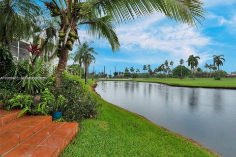 Condo in Hialeah, Florida, 3 bedrooms  № 2074207 - photo 26