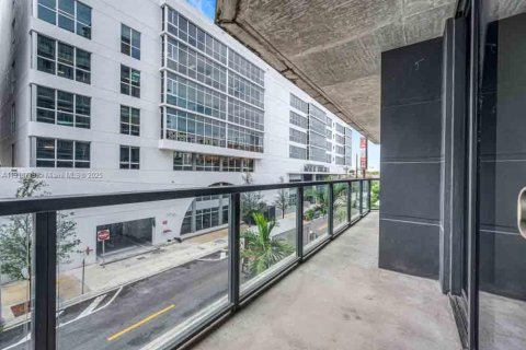 Copropriété à vendre à Miami, Floride: 2 chambres, 91.04 m2 № 1974487 - photo 18