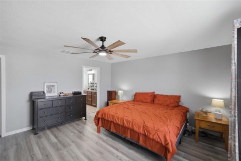 House in Sun City Center, Florida 4 bedrooms, 238.67 sq.m. № 2226389 - photo 20
