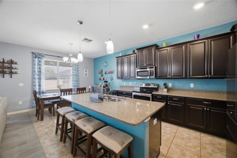House in Sun City Center, Florida 4 bedrooms, 238.67 sq.m. № 2226389 - photo 10