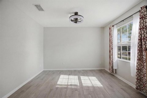 House in Sun City Center, Florida 4 bedrooms, 238.67 sq.m. № 2226389 - photo 12