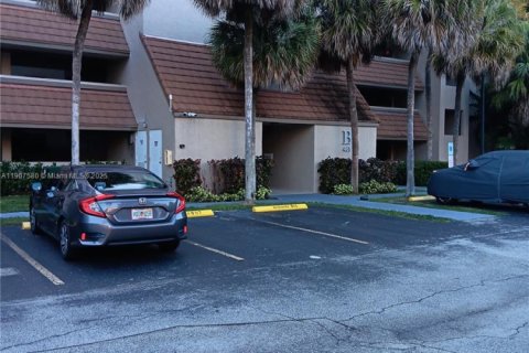 Condominio en venta en Miami, Florida, 2 dormitorios, 119.57 m2 № 1965692 - foto 1