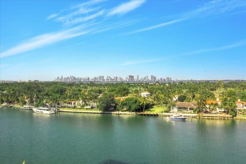Copropriété à louer à Miami Beach, Floride: 61.97 m2 № 1728216 - photo 5