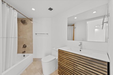 Copropriété à louer à Miami Beach, Floride: 61.97 m2 № 1728216 - photo 8
