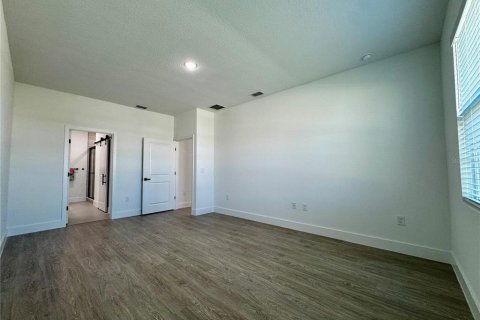 House in Ocala, Florida 4 bedrooms, 168.15 sq.m. № 2416274 - photo 14