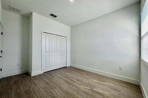 House in Ocala, Florida 4 bedrooms, 168.15 sq.m. № 2416274 - photo 24
