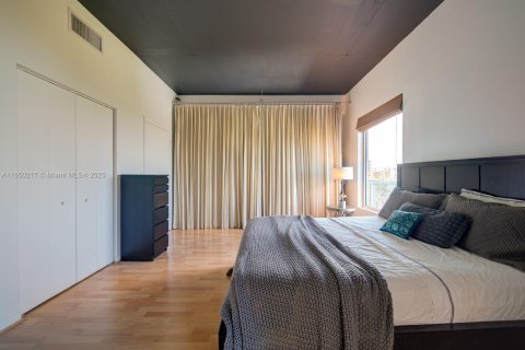 Condominio en venta en Miami, Florida, 1 dormitorio, 64.66 m2 № 1979622 - foto 20