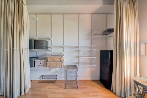 Condominio en venta en Miami, Florida, 1 dormitorio, 64.66 m2 № 1979622 - foto 10