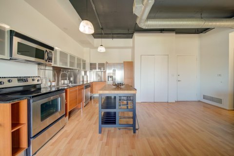 Condominio en venta en Miami, Florida, 1 dormitorio, 64.66 m2 № 1979622 - foto 4