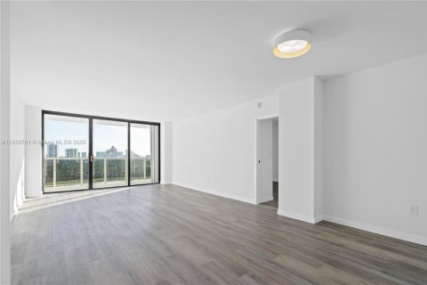 Купить кондоминиум в Авентура, Флорида 2 спальни, 101.45м2, № 1966137 - фото 16