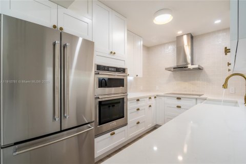 Купить кондоминиум в Авентура, Флорида 2 спальни, 101.45м2, № 1966137 - фото 10