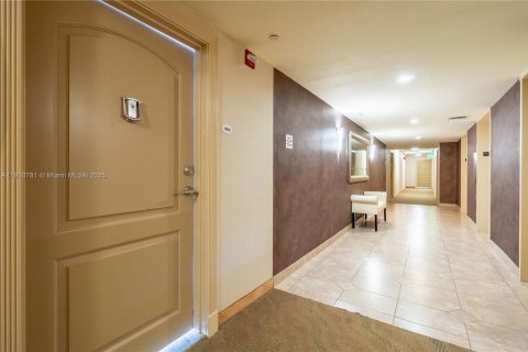Купить кондоминиум в Авентура, Флорида 2 спальни, 101.45м2, № 1966137 - фото 7