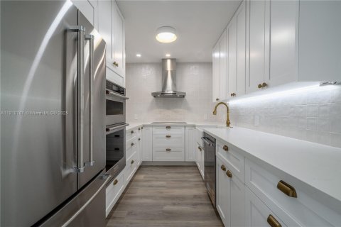 Купить кондоминиум в Авентура, Флорида 2 спальни, 101.45м2, № 1966137 - фото 13