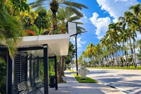 Copropriété à louer à Bal Harbour, Floride: 1 chambre, 94.3 m2 № 2385089 - photo 9