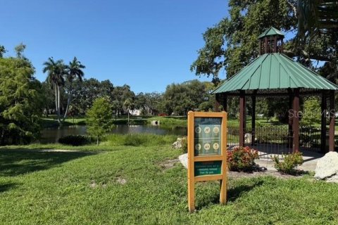 Villa ou maison à vendre à Saint Petersburg, Floride: 2 chambres, 106.19 m2 № 1805270 - photo 27