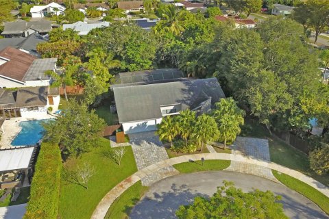 Casa en venta en Miami, Florida, 3 dormitorios, 170.38 m2 № 1983515 - foto 2