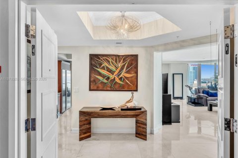 Condominio en alquiler en Hollywood, Florida, 3 dormitorios, 257.99 m2 № 2079255 - foto 7