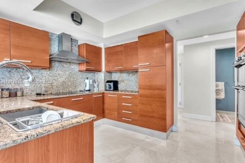 Condominio en alquiler en Hollywood, Florida, 3 dormitorios, 257.99 m2 № 2079255 - foto 17