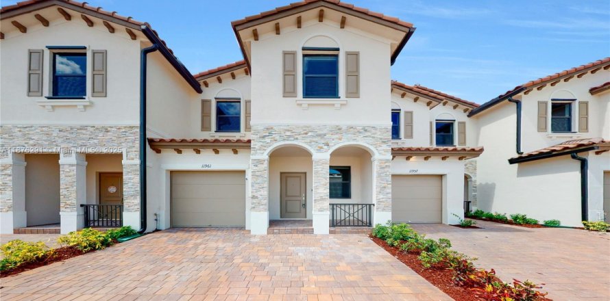 Touwnhouse à Florida City, Floride 3 chambres, 169.73 m2 № 1924006