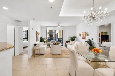 Condo in West Palm Beach, Florida, 2 bedrooms № 2243526 - photo 6