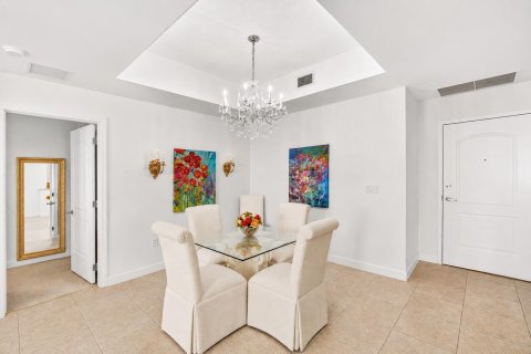 Condo in West Palm Beach, Florida, 2 bedrooms № 2243526 - photo 4