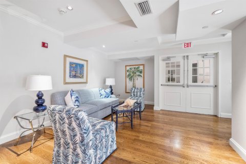 Condo in West Palm Beach, Florida, 2 bedrooms № 2243526 - photo 29
