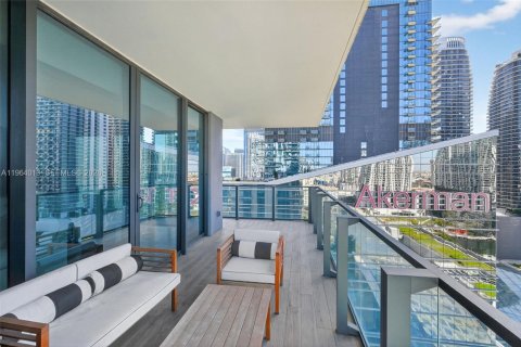 Condo in Miami, Florida, 2 bedrooms  № 2026228 - photo 21