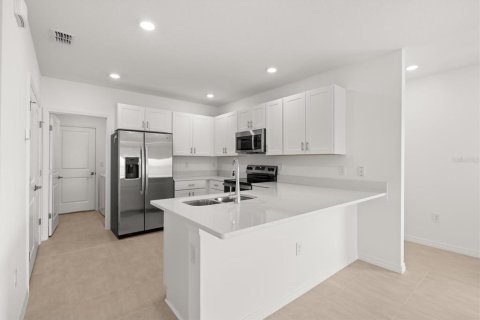 Casa en alquiler en Haines City, Florida, 3 dormitorios, 135.17 m2 № 1885794 - foto 6