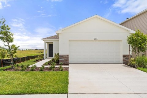 Casa en alquiler en Haines City, Florida, 3 dormitorios, 135.17 m2 № 1885794 - foto 1