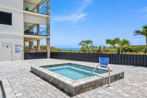 Copropriété à vendre à Indialantic, Floride: 3 chambres, 261.98 m2 № 1917613 - photo 5