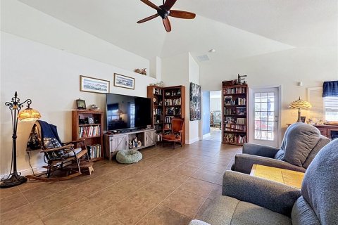 Villa ou maison à vendre à Wimauma, Floride: 3 chambres, 181.62 m2 № 2110588 - photo 11